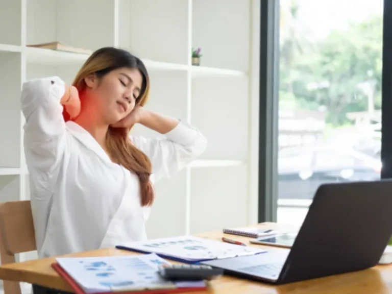 neck pain chiropractor melbourne